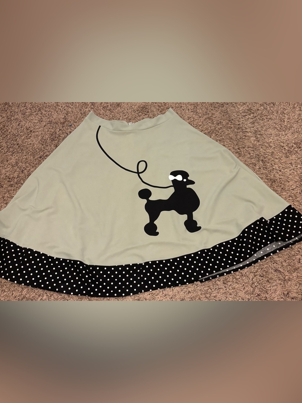 Retro Poodle Skirt in Light green with Black Polka Dot Trim